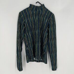 De Loreta Sesamo Mock-neck Stripe Groovy Top In Rasgos Fondo Negro